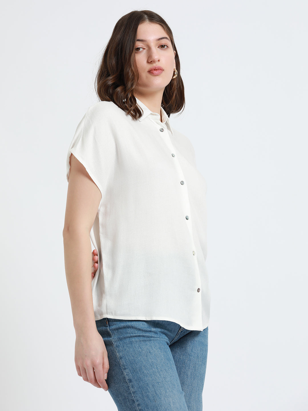 DL Woman Off-White Extended Sleeves Relaxed Fit Boxy Casual Shirt