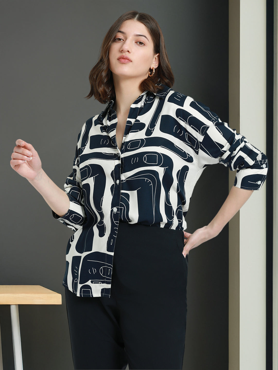 DL Woman Shirt Collar Regular Fit Abstract Print Navy Shirt