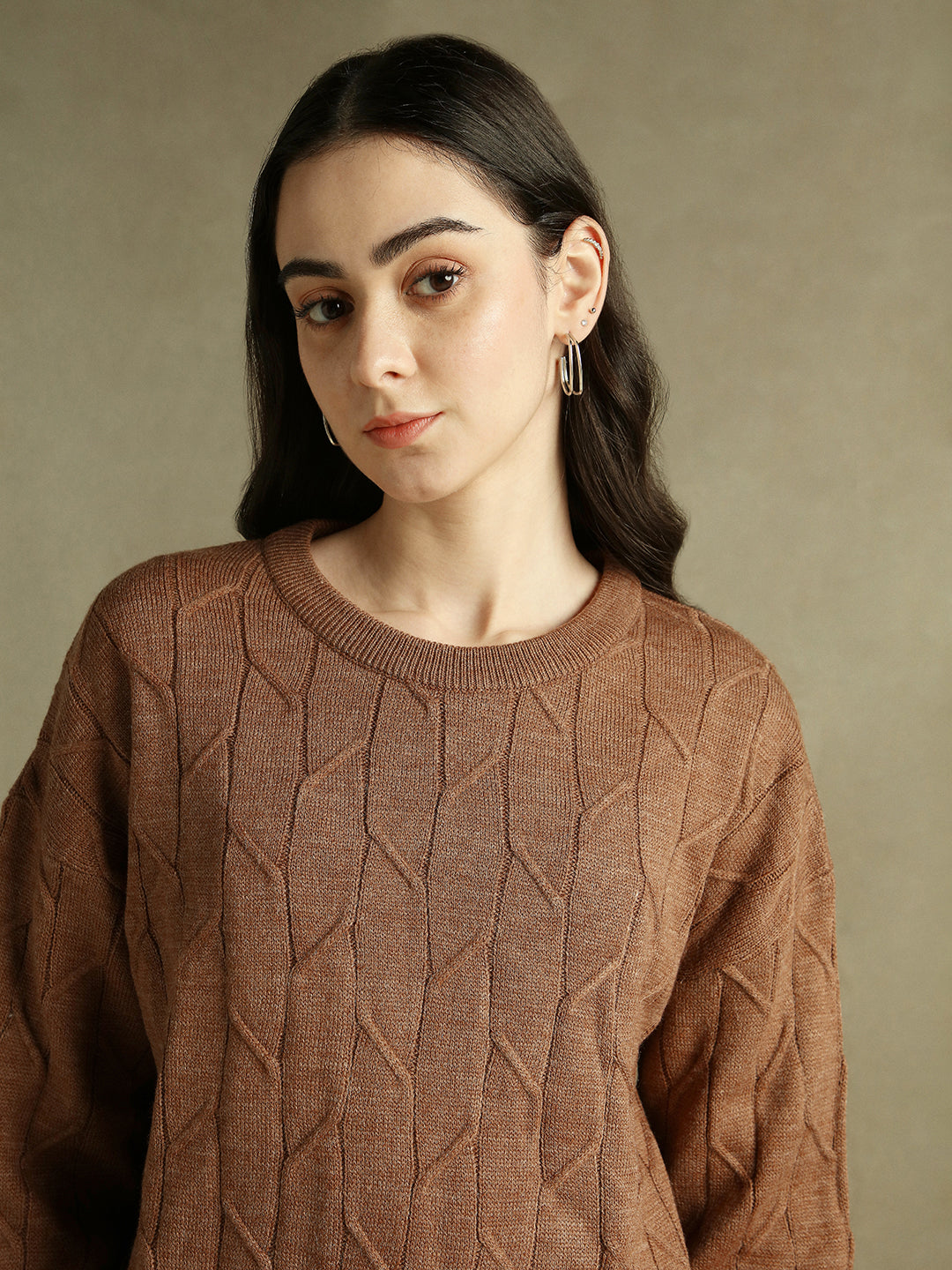 Round Neck Solid Khaki Full Sleeves Pullover Sweater