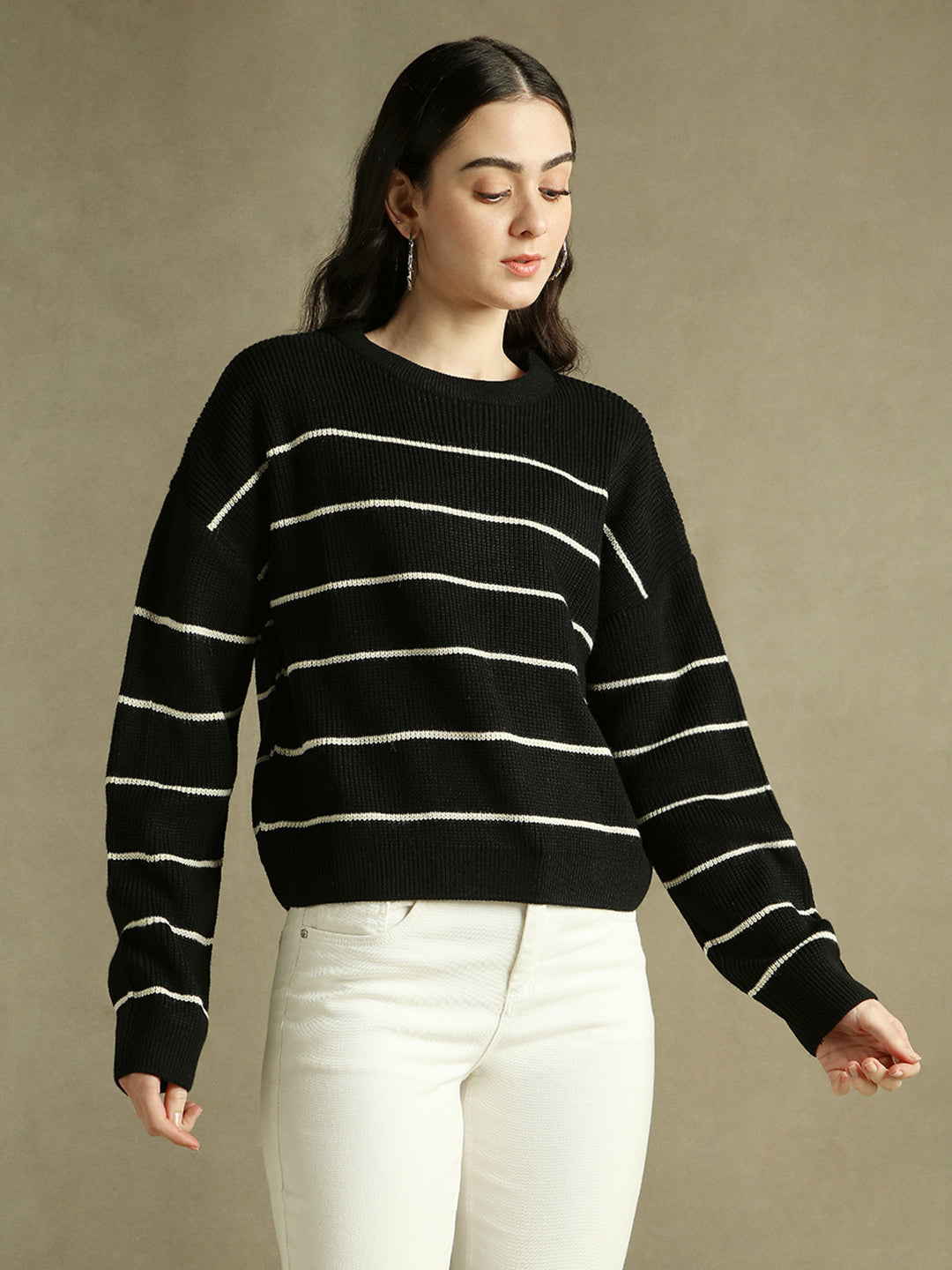 Round Neck Striped Pullover Sweater