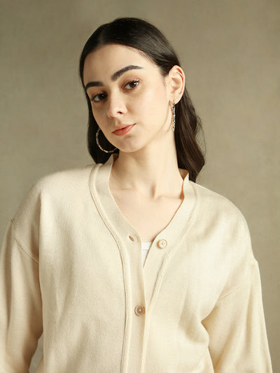 DL Woman V- Neck Solid Cardigan Sweater