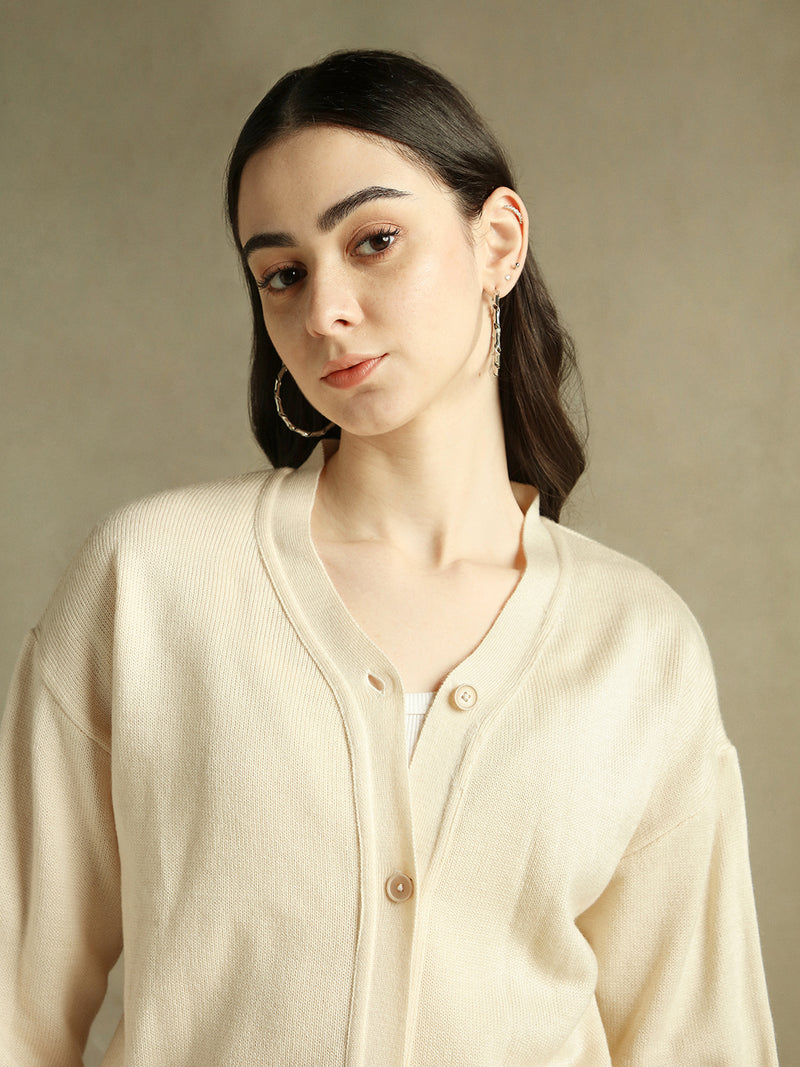 DL Woman V- Neck Solid Cardigan Sweater