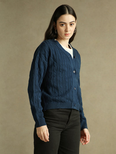 DL Woman V- Neck Solid Cardigan Sweater