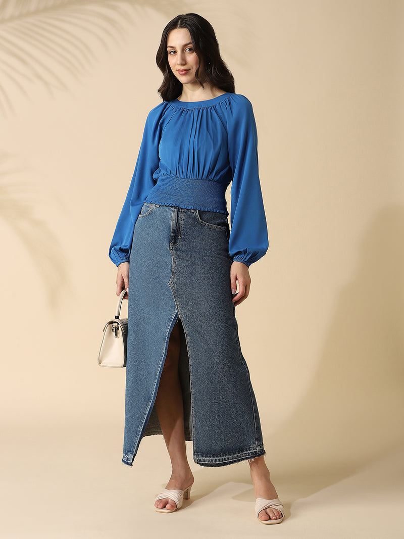 DL Woman Solid Round Neck Elasticated Top