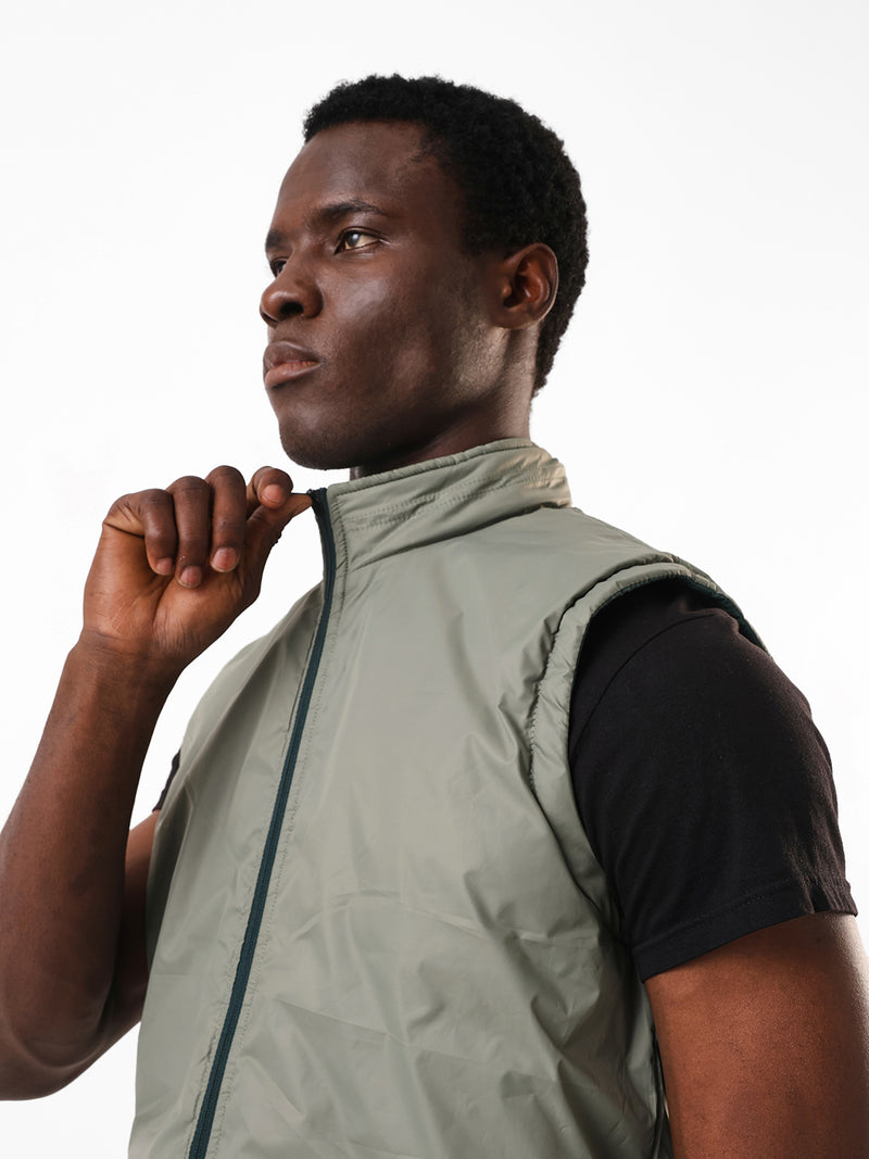 Men's Solid Mock Neck Sleeveless Reversible Gilet Jacket