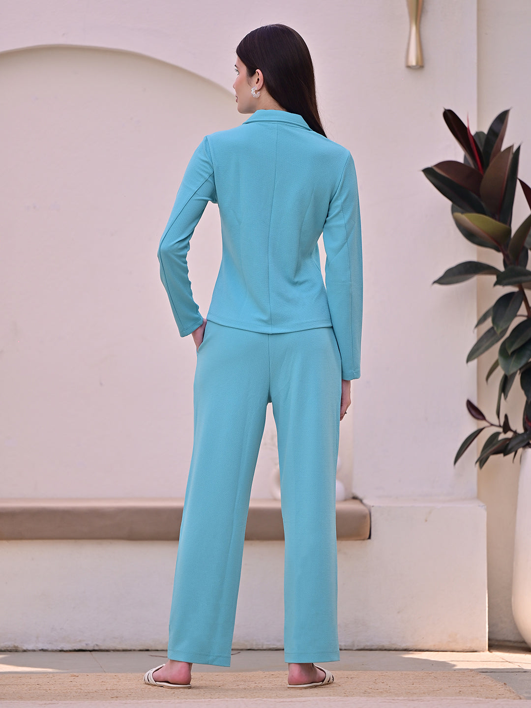 DL Woman Solid Blazer and Trousers Co-ords Set