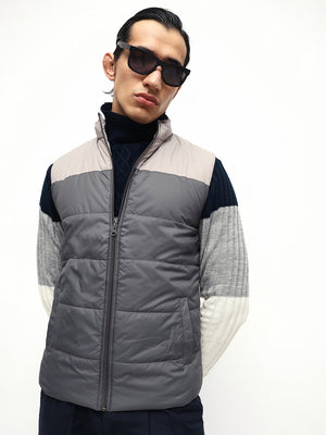 Men's Light Grey Colourblocked Mock Neck Sleeveless Gilet Jacket