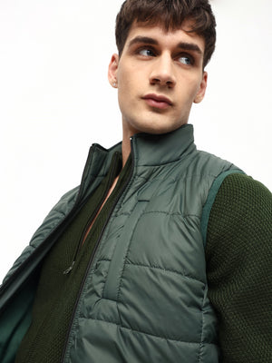 Men's Mock Collar Regular Fit Solid Quilted Jacket