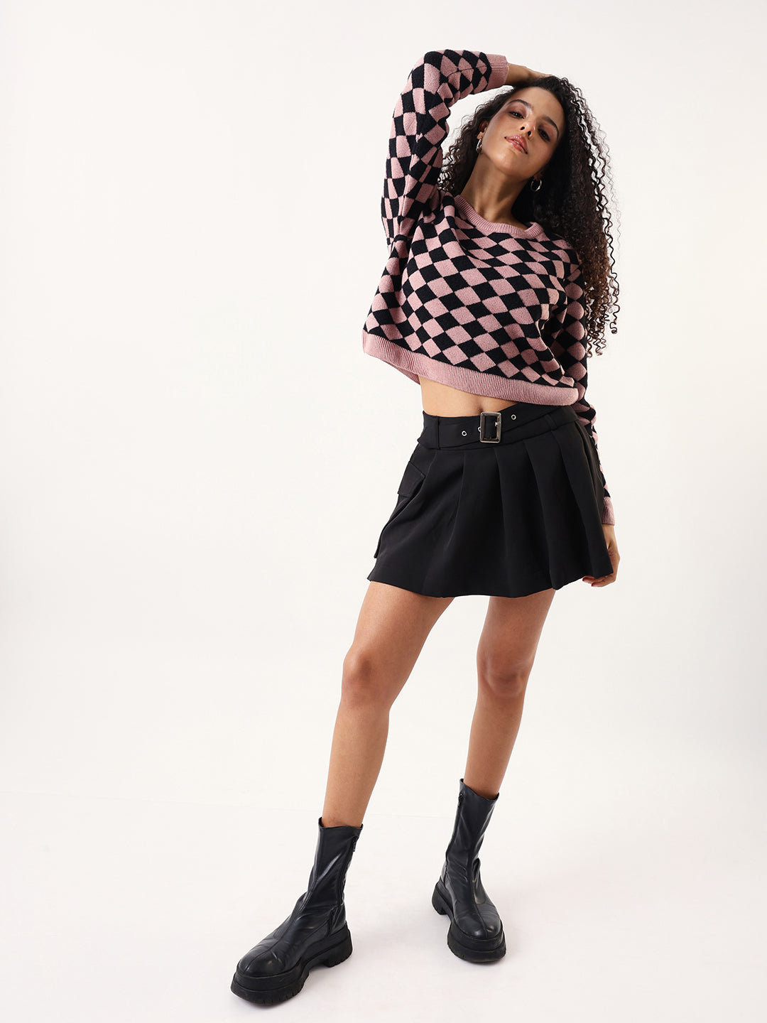 Diamond Checks Round Neck Full Sleeves Sweater