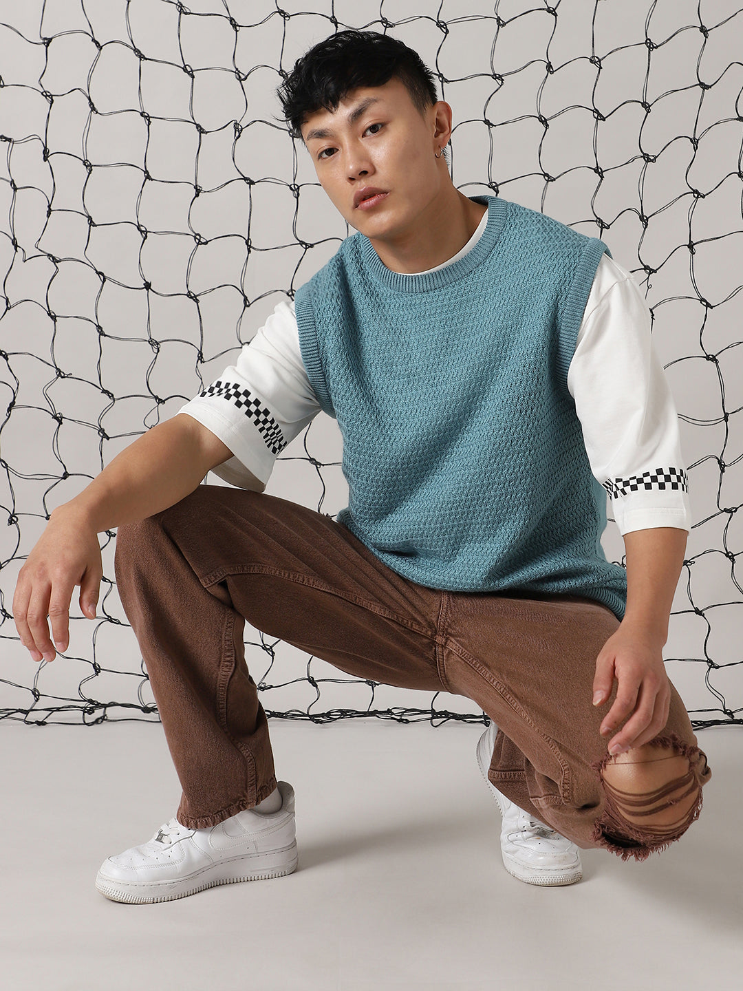 Men's Round Neck Relax Fit Sleeveless Vest Pullover - Hubberholme x Dennis Lingo