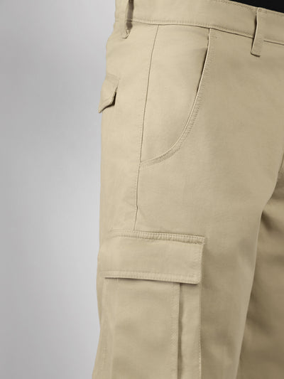 Men's Cream Solid Relaxed Fit Shorts