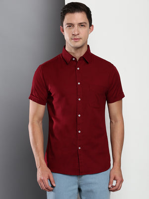 Men's Solid Maroon Slim Fit Cotton Linen Casual Shirt With Spread Collar & Half Sleeves