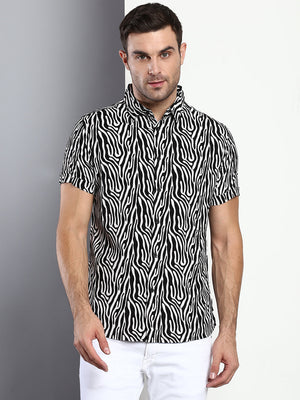 Men's Animal Print Black Slim Fit Rayon Casual Shirt With Spread Collar & Half Sleeves
