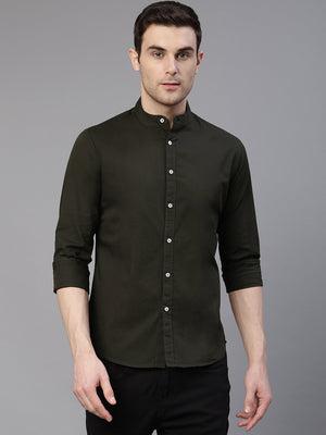 Men's Solid Mandarin Collar Green Casual Shirt