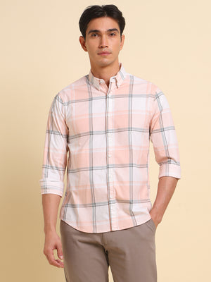 Men's Slim Fit Pink Checkered Button Down Collar & Full Sleeves Casual Shirt