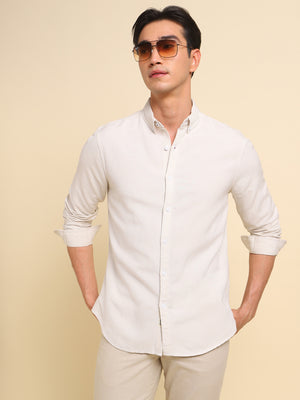 Men's Slim Fit Off White Solid Button Down Collar & Full Sleeves Casual Shirt