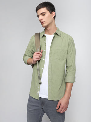 Men's Regular Collar Slim Fit Solid Green Casual Shirt