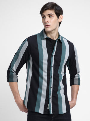 Men's Regular Collar Slim Fit Stripes Green Casual Shirt