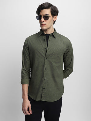 Men's Spread Collar Regular Fit Solid Yellow Casual Shirt